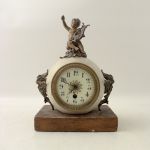 734 7371 TABLE CLOCK